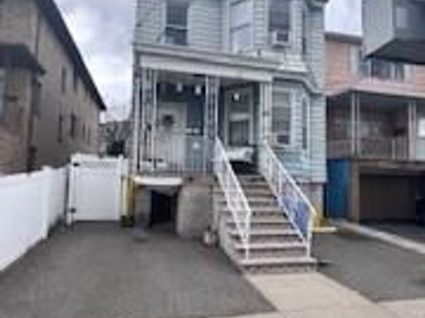 313 4th Street, FAIRVIEW, NJ 07022