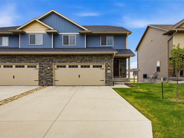 3305 Loethen Lane , Coralville, IA 52241