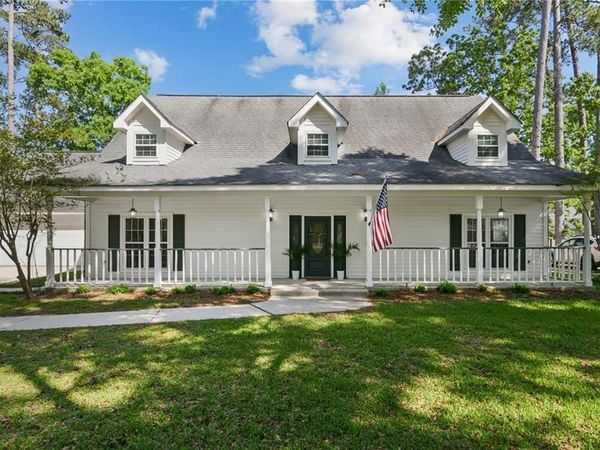 209 NOTTOWAY Drive, Mandeville, LA 70471