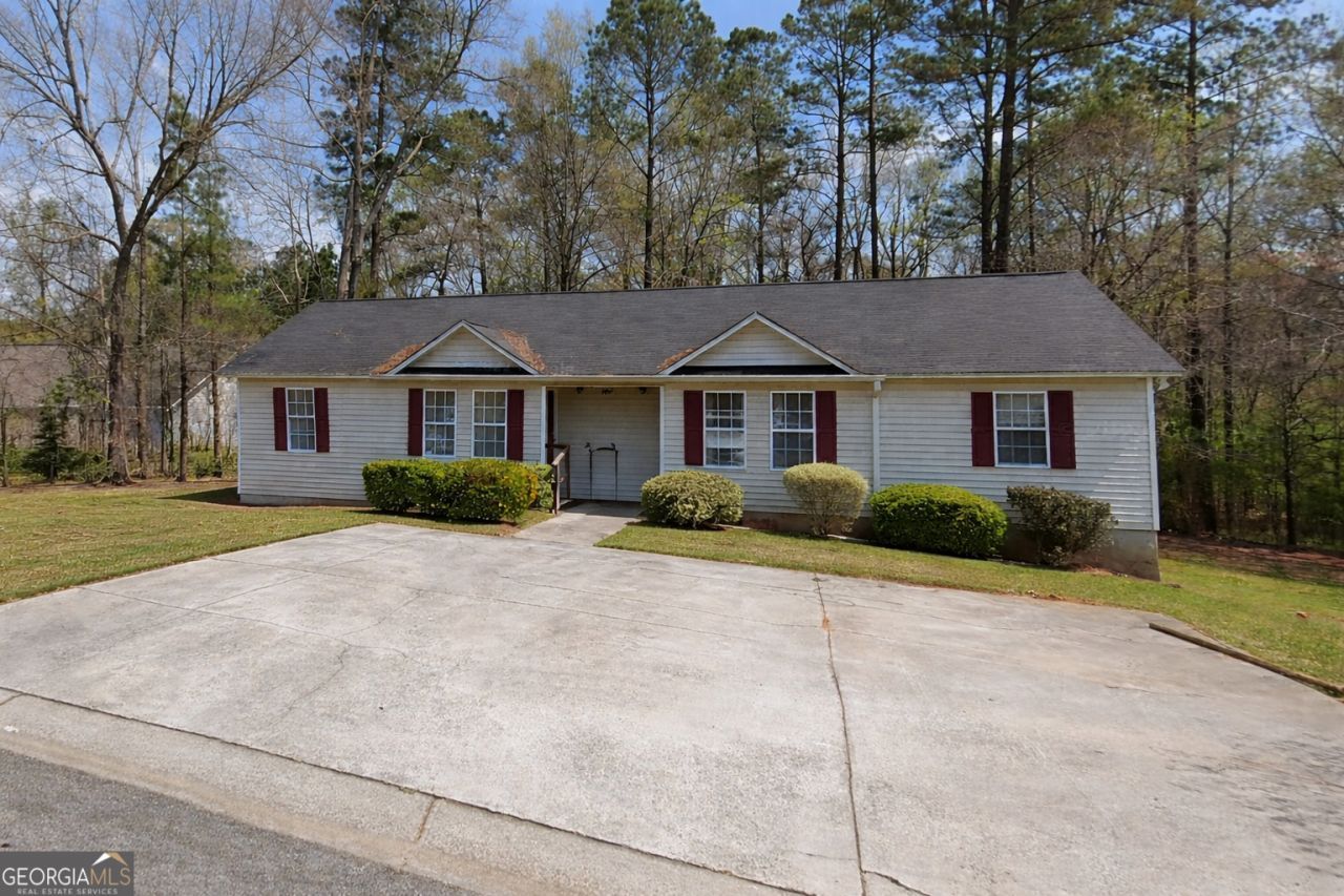 1957 Karen Circle, Milledgeville, GA 31061 Main Photo