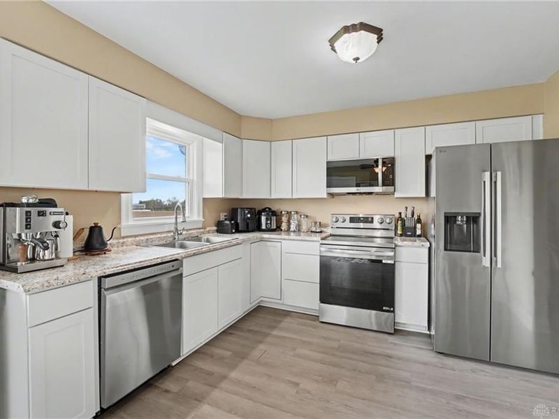 4119 Southwest Court, Springfield, OH 45504 Photo 8