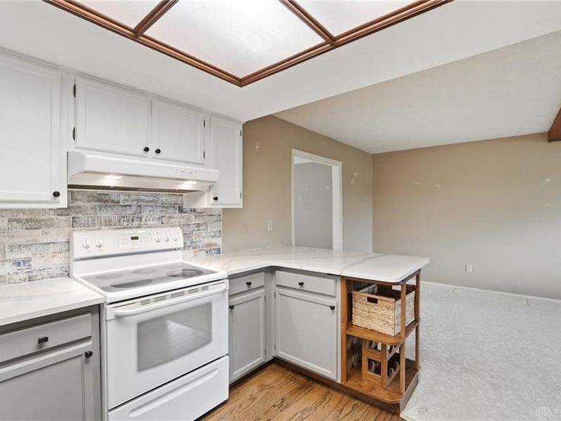 2303 Delvue Drive, Miami Township, OH 45459 Photo 13