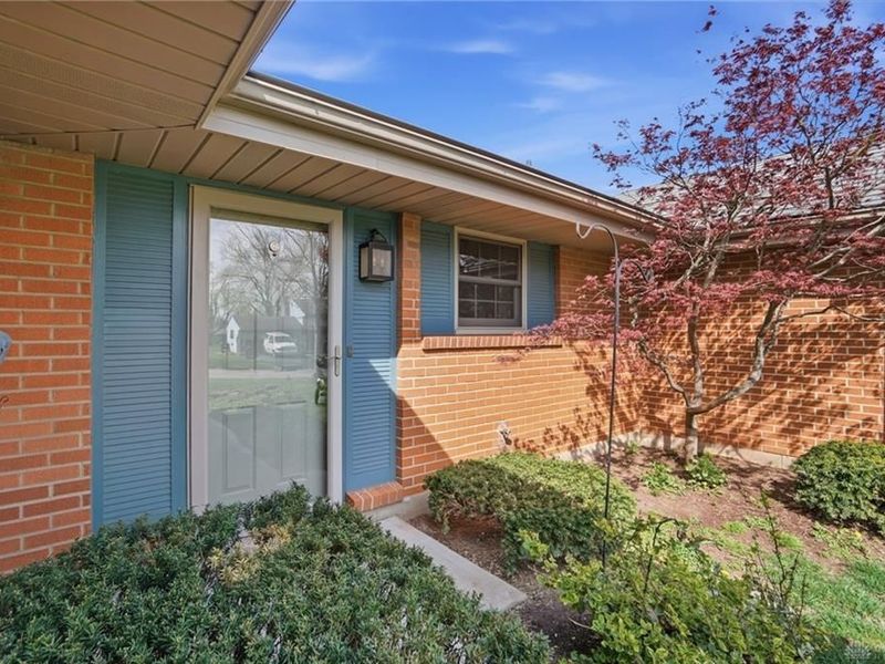 2303 Delvue Drive, Miami Township, OH 45459 Photo 2