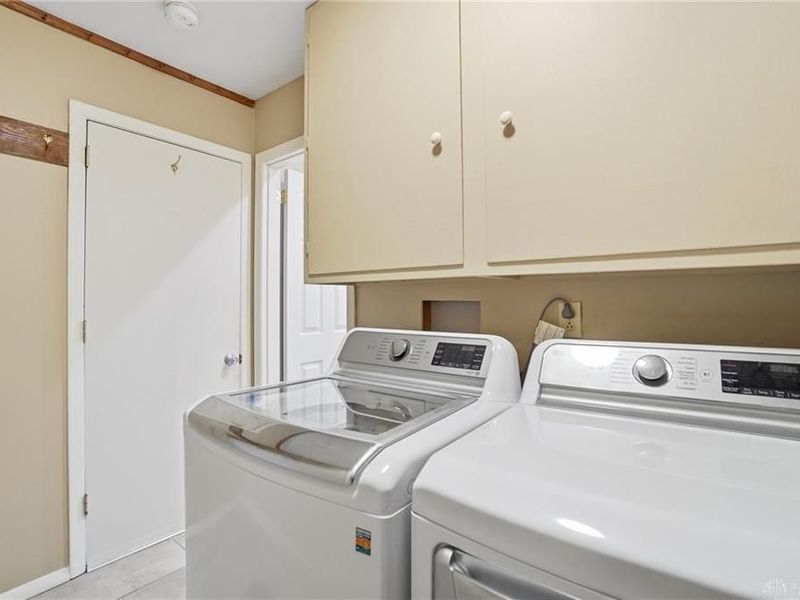 2303 Delvue Drive, Miami Township, OH 45459 Photo 30