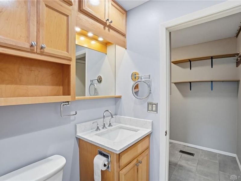 2303 Delvue Drive, Miami Township, OH 45459 Photo 31