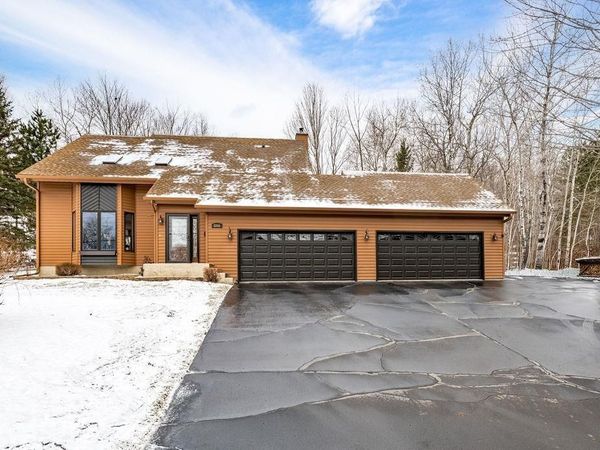 3241 Commonwealth Avenue, Duluth, MN 55808