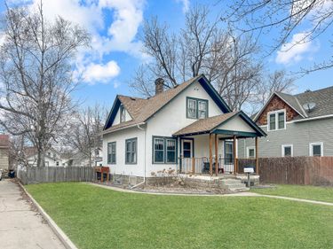 607 1st Street SW, Wadena, MN 56482