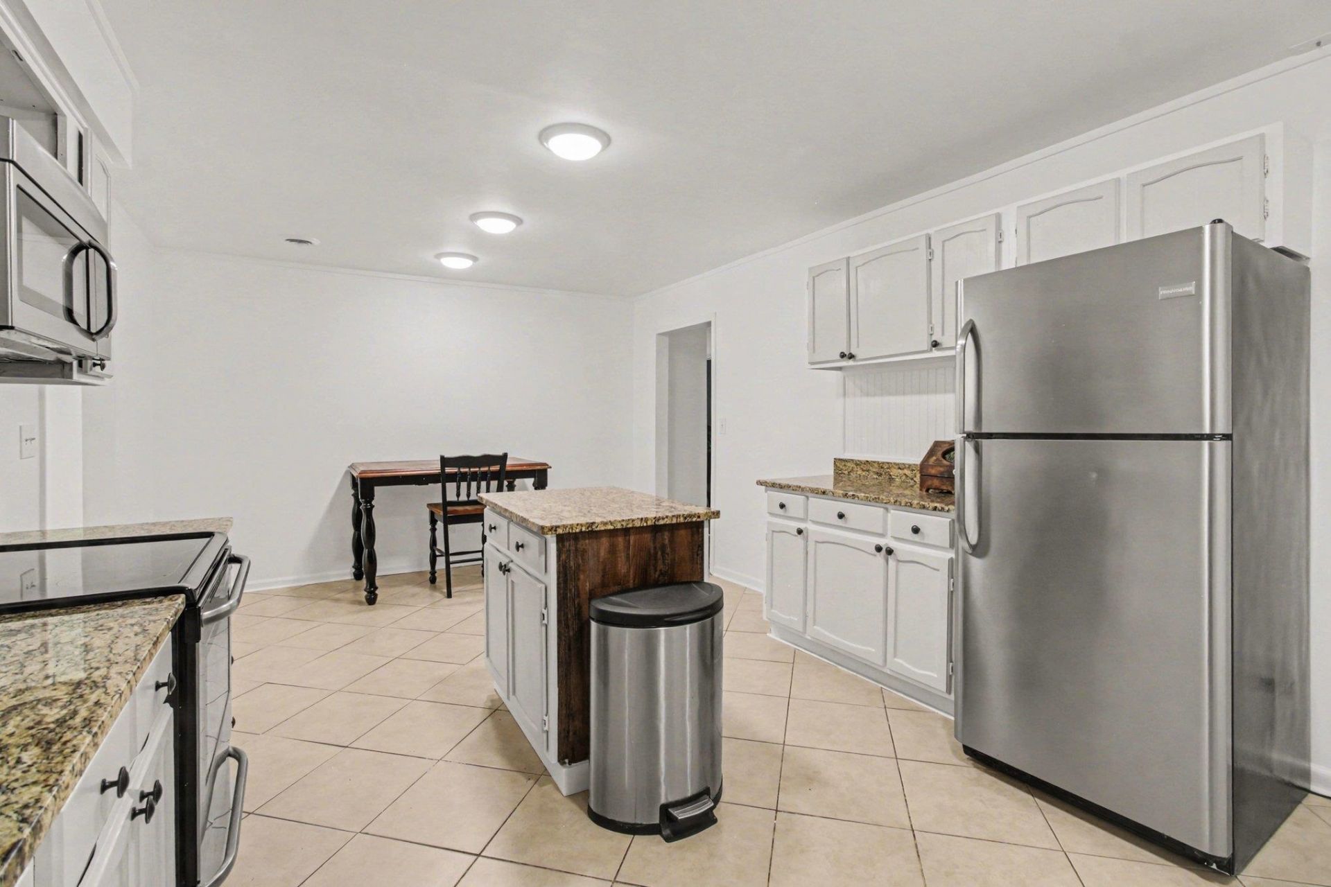 129 Brookgate Dr. Photo 14
