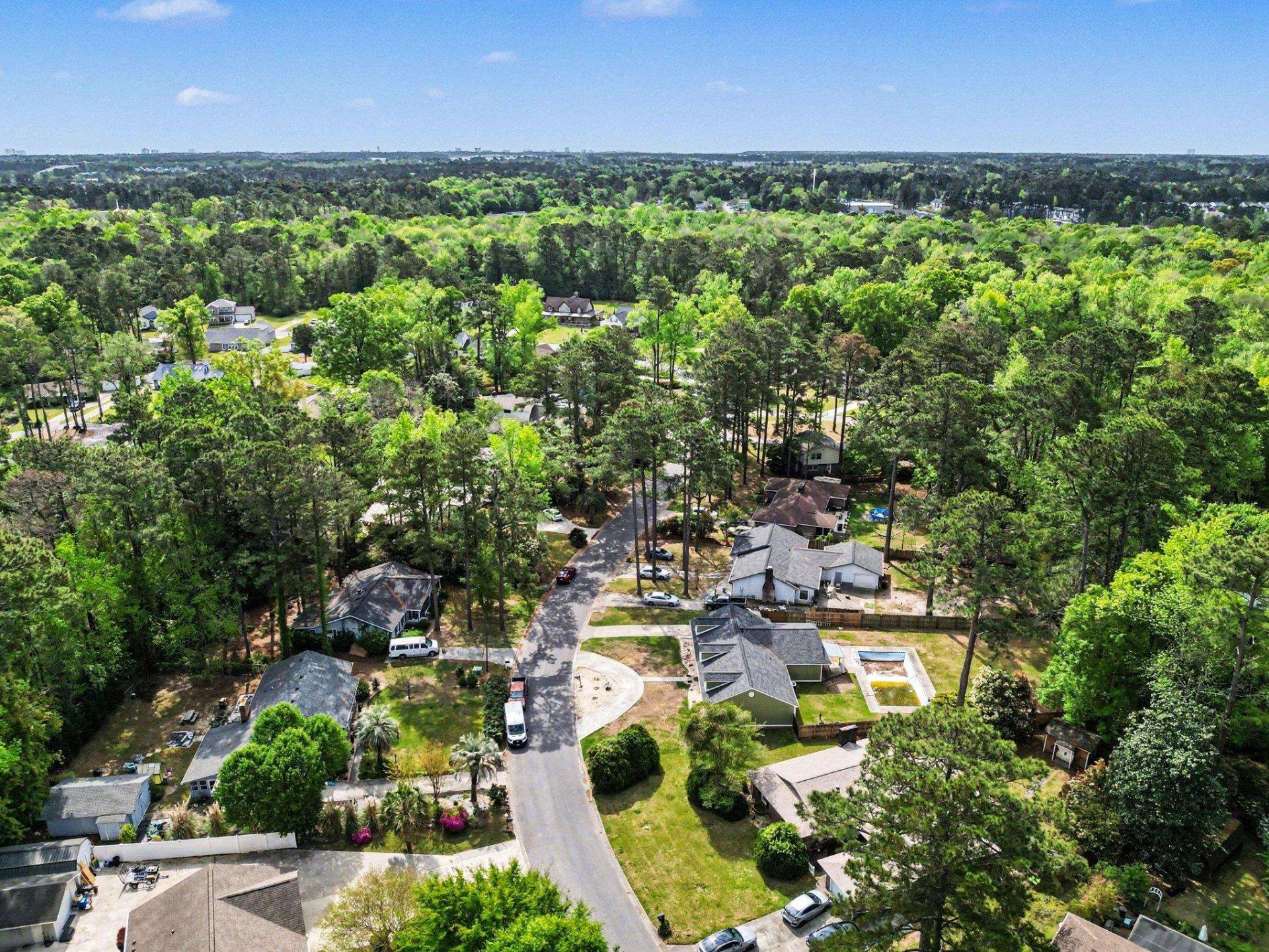 129 Brookgate Dr. Photo 33