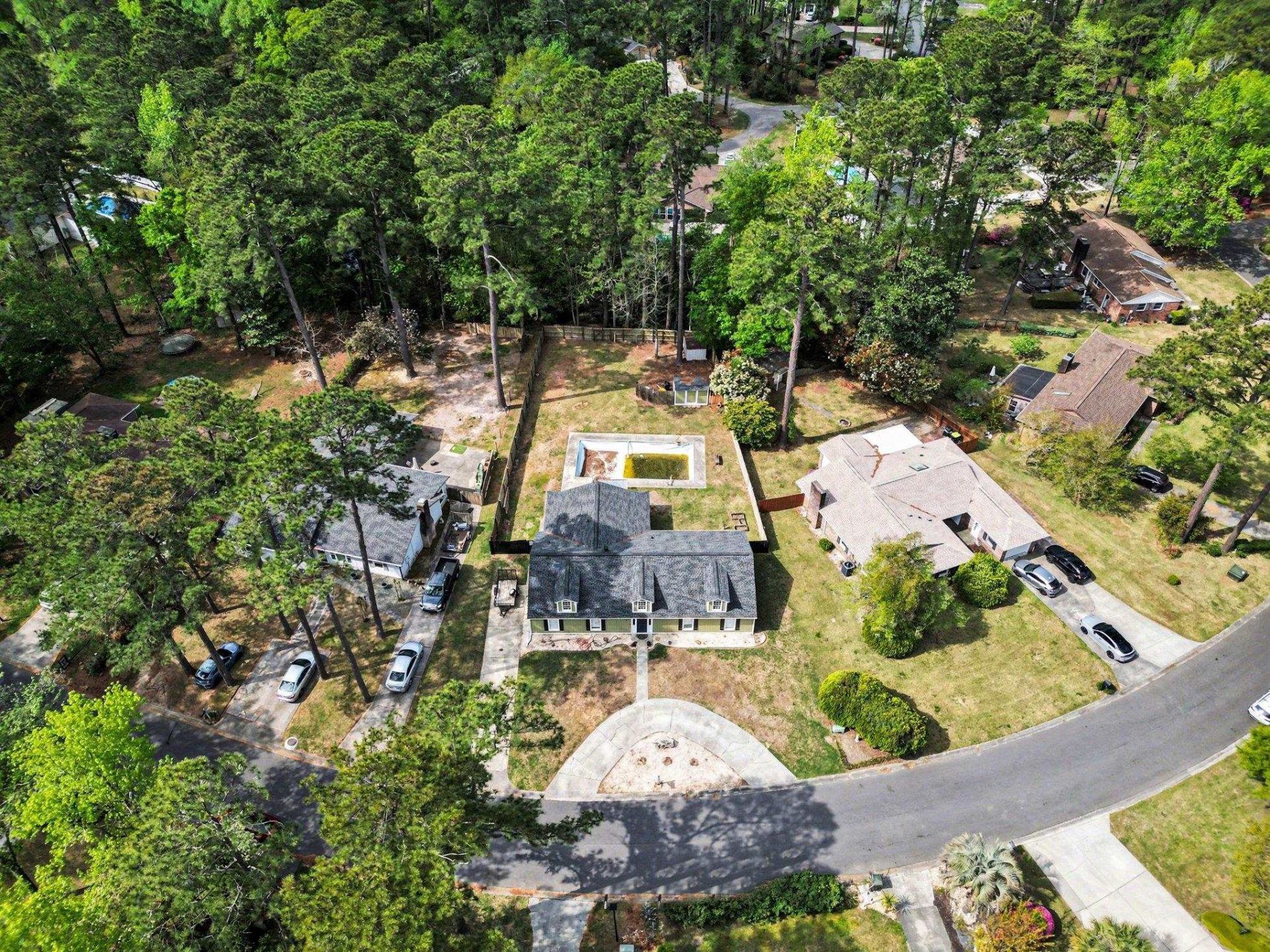 129 Brookgate Dr. Photo 35