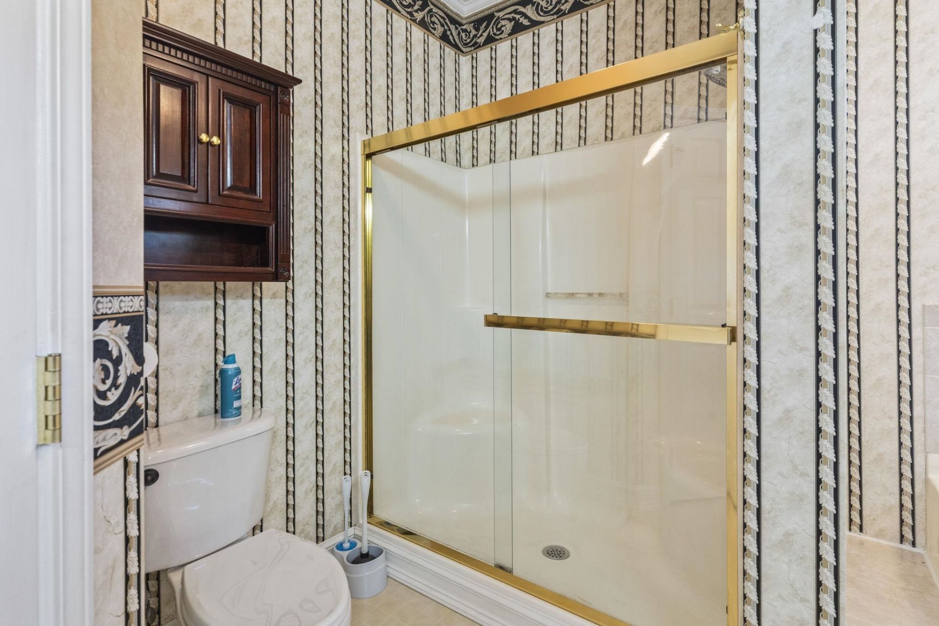 618 Wintercreeper Dr. Photo 15
