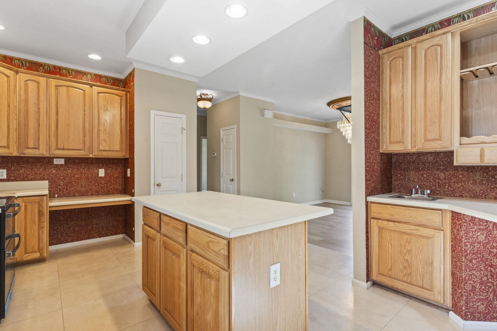 618 Wintercreeper Dr. Photo 21
