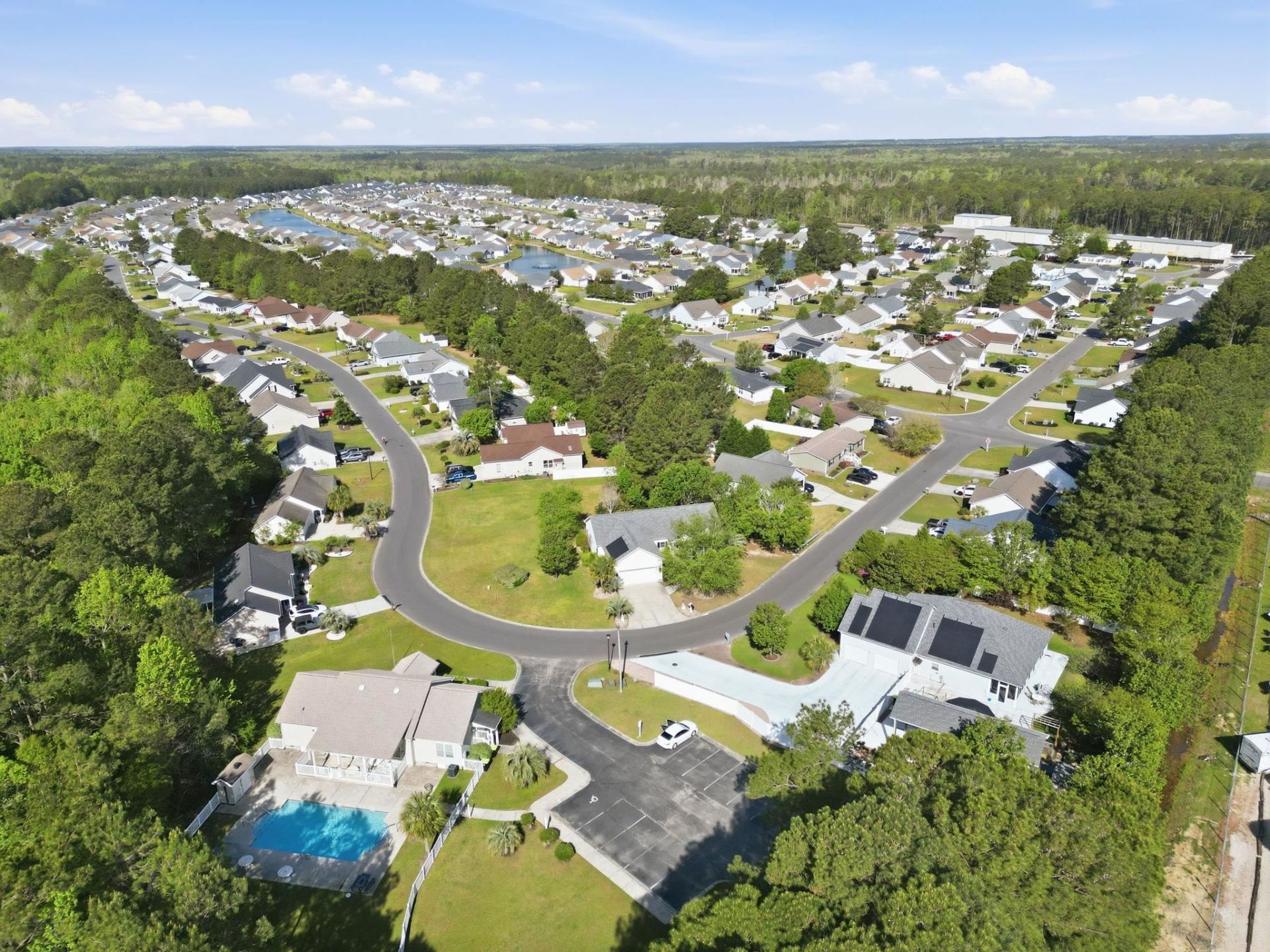 618 Wintercreeper Dr. Photo 31