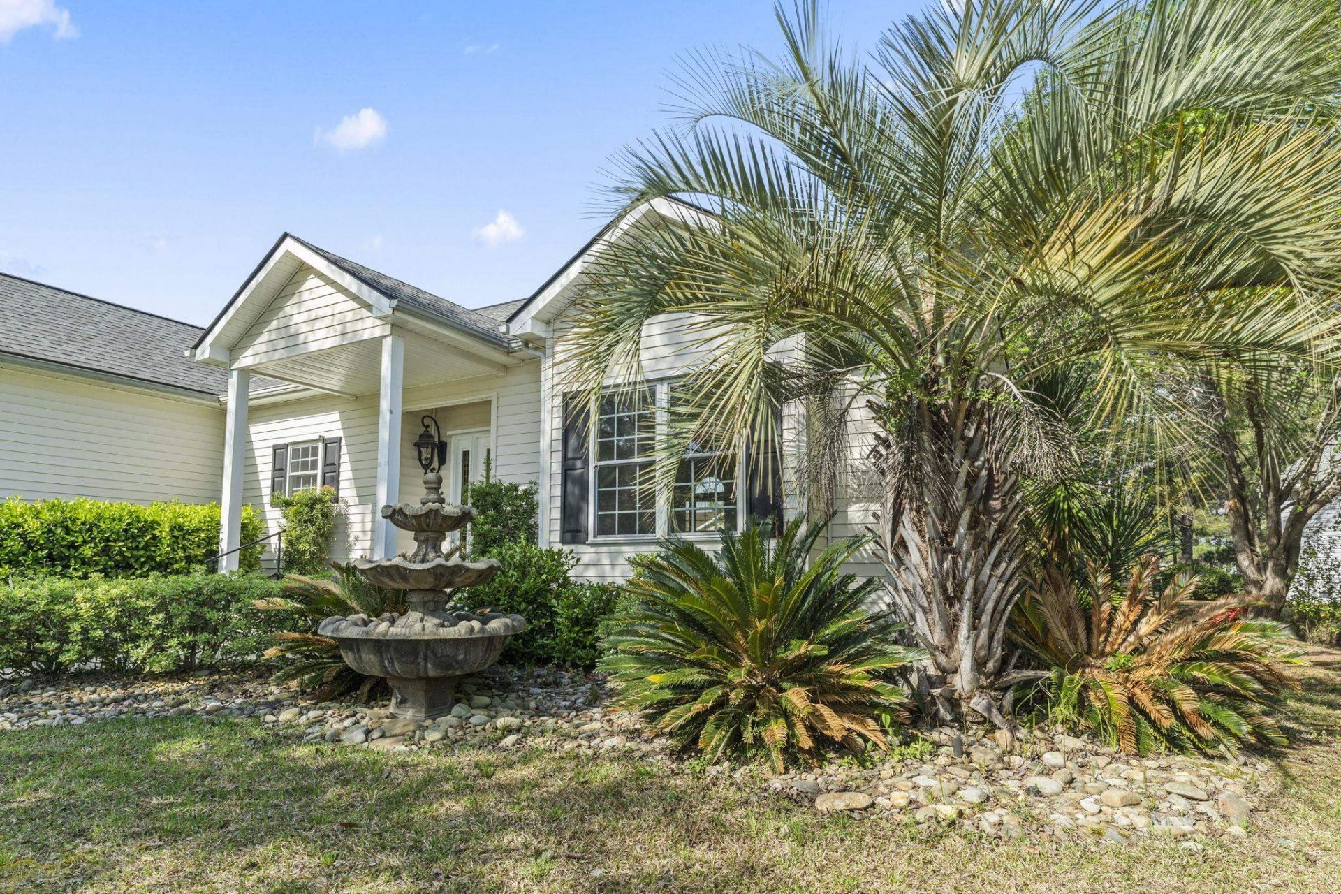 618 Wintercreeper Dr. Photo 32