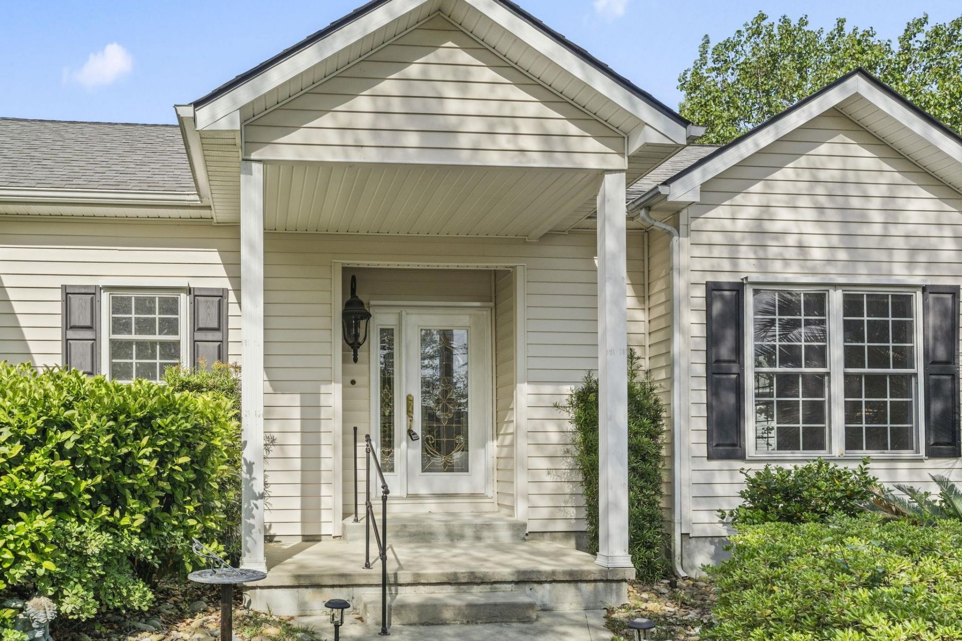 618 Wintercreeper Dr. Photo 4