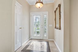 618 Wintercreeper Dr. photo 4