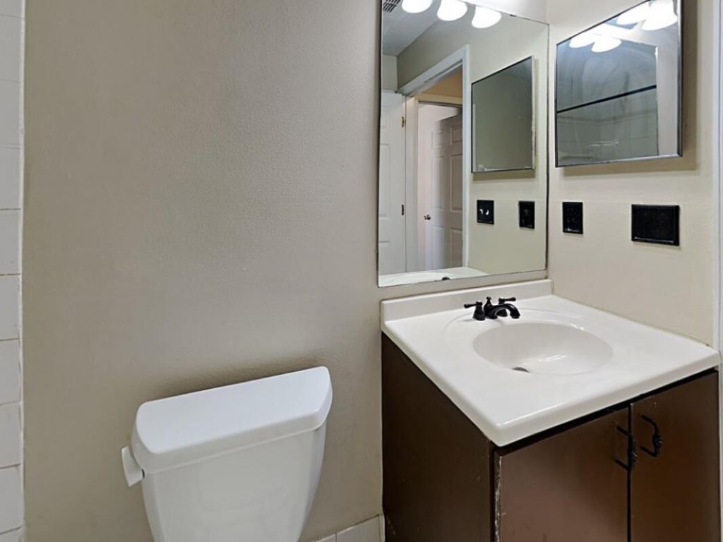 762 SE Polynesian Avenue, Port Saint Lucie, FL 34983 Photo