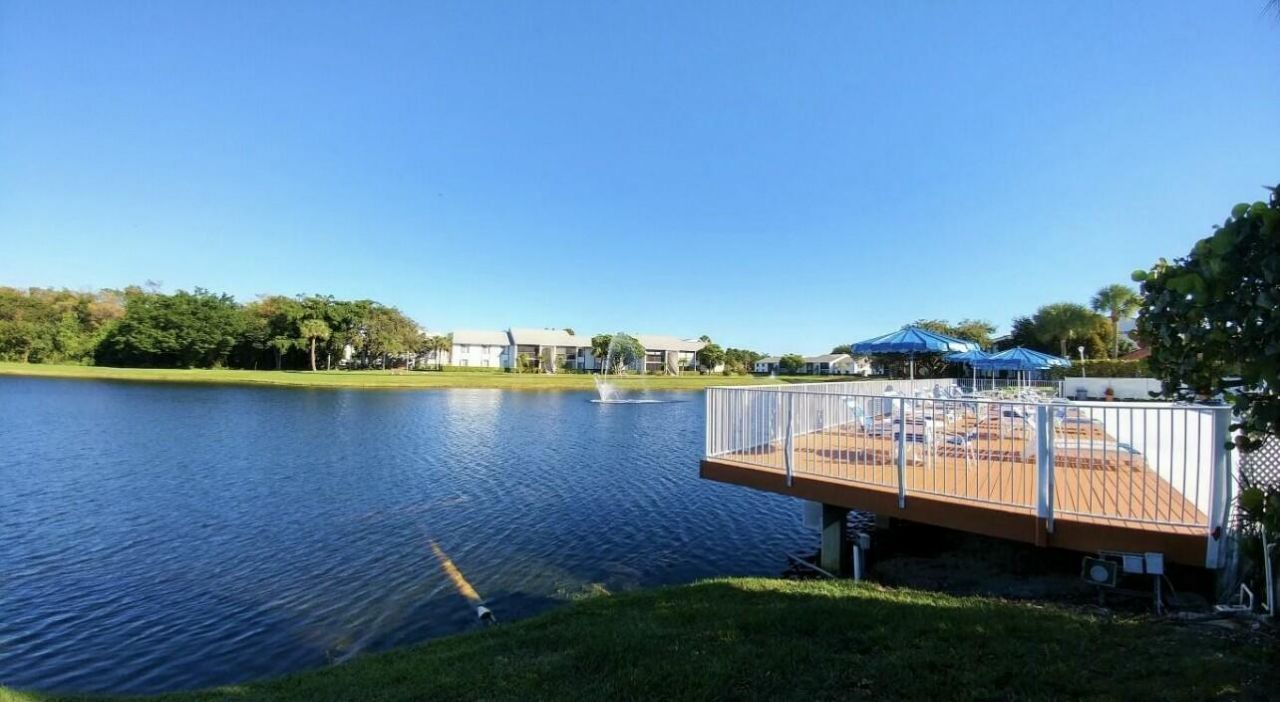 1007 Green Pine Boulevard, Unit D2, West Palm Beach, FL 33409 Photo