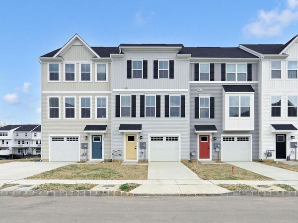 66 SPYGLASS HILL DRIVE, WILLIAMSTOWN, NJ 08094