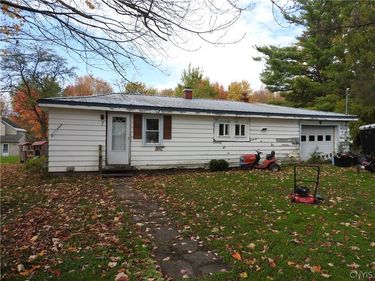 7 Clemons Drive, Fulton, NY 13069