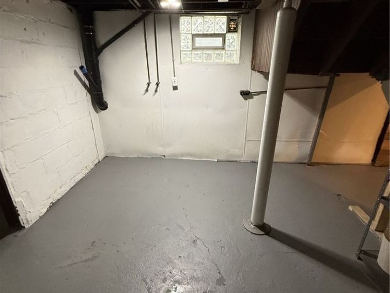 2120 Newton Street , Akron, OH 44305 Photo 6