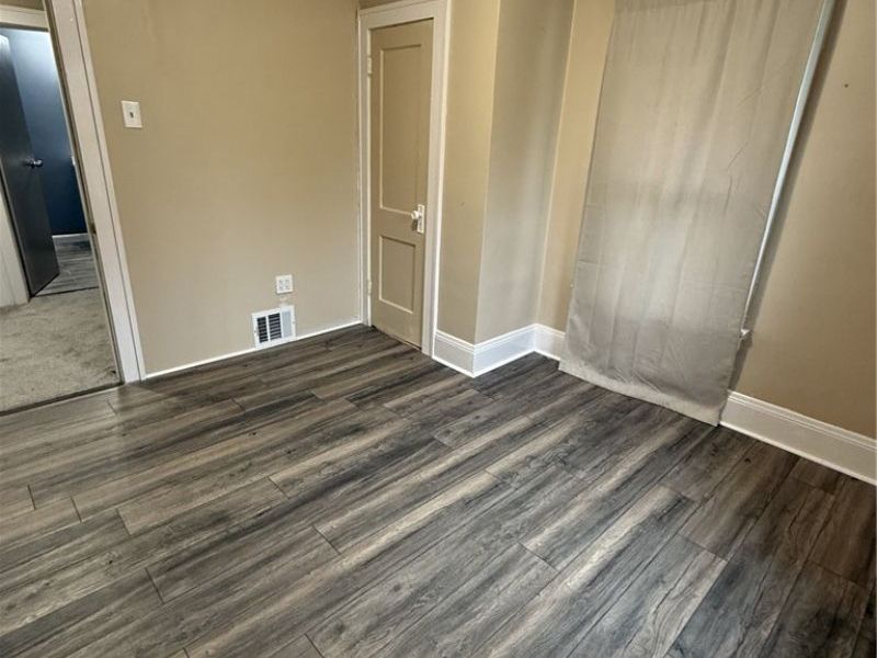 2120 Newton Street , Akron, OH 44305 Photo 9