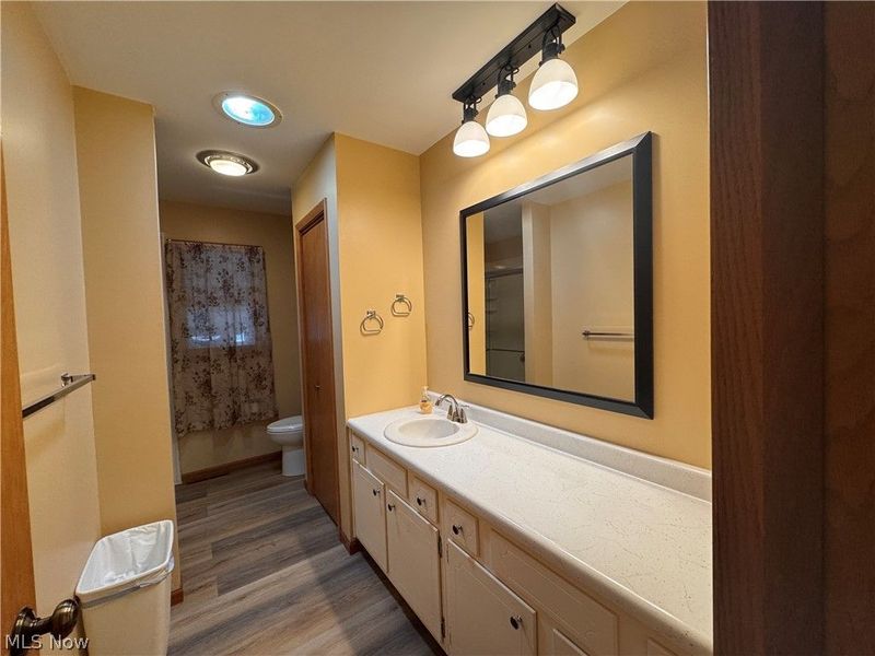 1408 Beckett Avenue, Cambridge, OH 43725 Photo 14