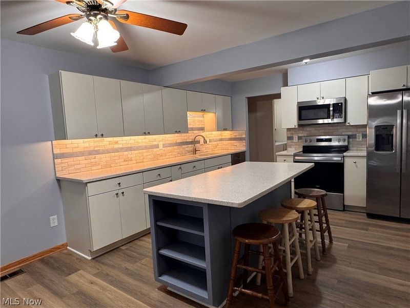 1408 Beckett Avenue, Cambridge, OH 43725 Photo 7