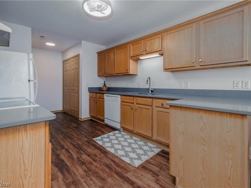 2851 Patriots Path , Unit 3-D, Alliance, OH 44601 Photo 13