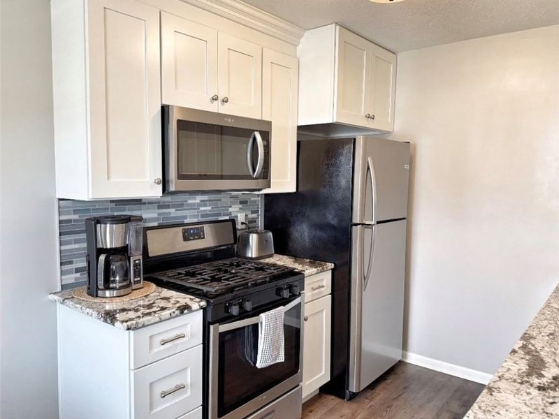 1739 Ridgeview Drive, Wickliffe, OH 44092 Photo 8