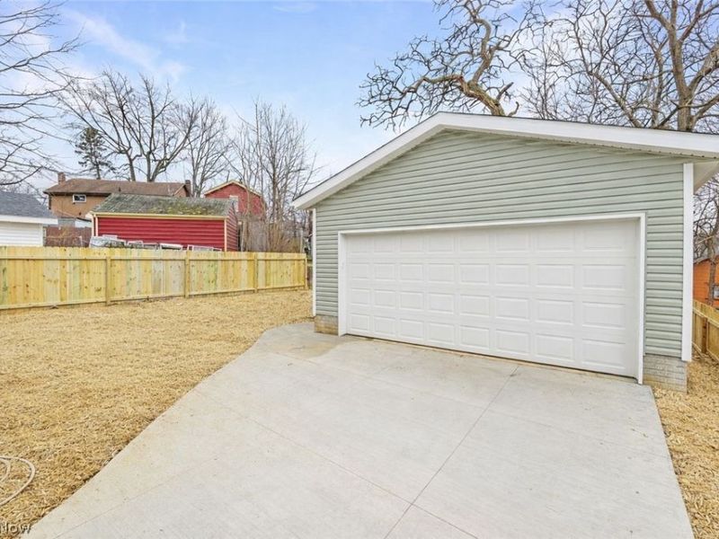 1328 Hazelwood, Akron, OH 44305 Photo 3