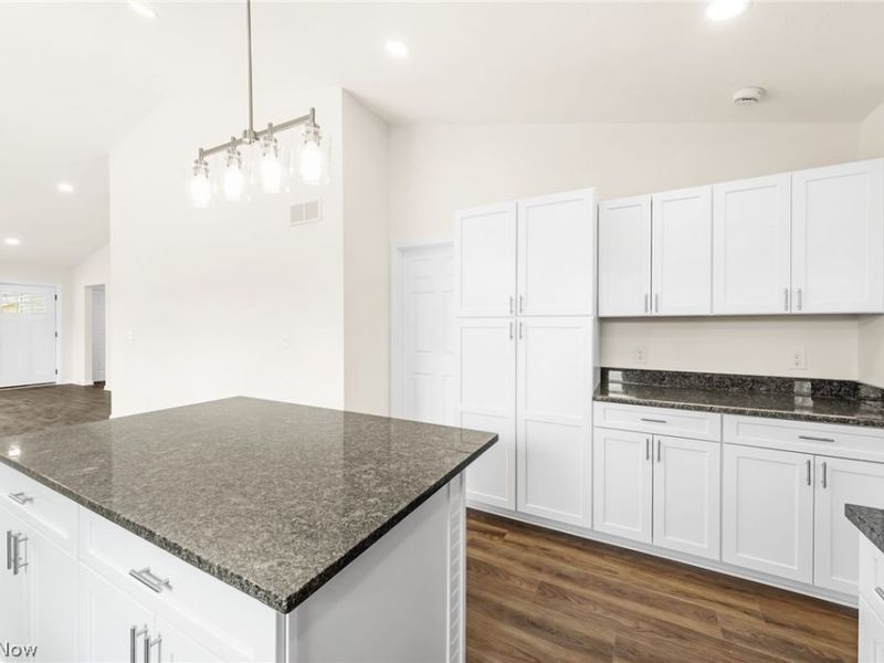 1328 Hazelwood, Akron, OH 44305 Photo 9