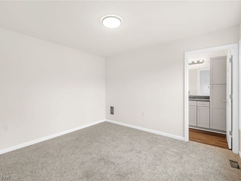 1334 Hazelwood Ave , Akron, OH 44305 Photo 16