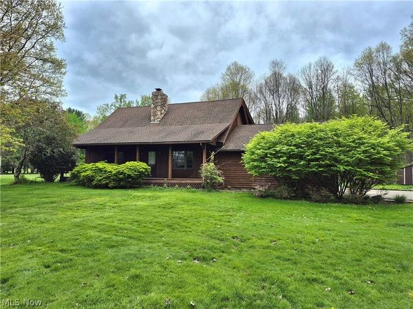 1174 Henn Hyde Road NE, Warren, OH 44484