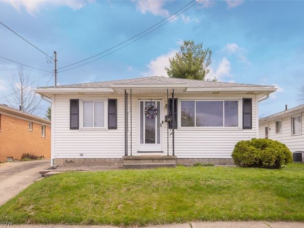 451 Fulmer Avenue , Akron, OH 44312