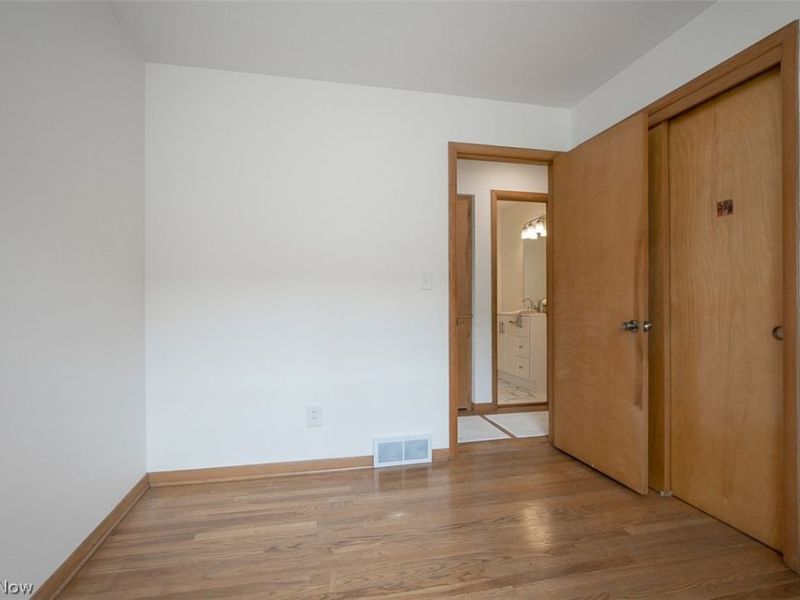 451 Fulmer Avenue , Akron, OH 44312 Photo 10