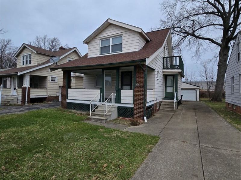 1505 E 196th Street, Euclid, OH 44117 Photo 3