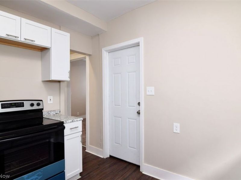 425 East 120th Street , Cleveland, OH 44108 Photo 12