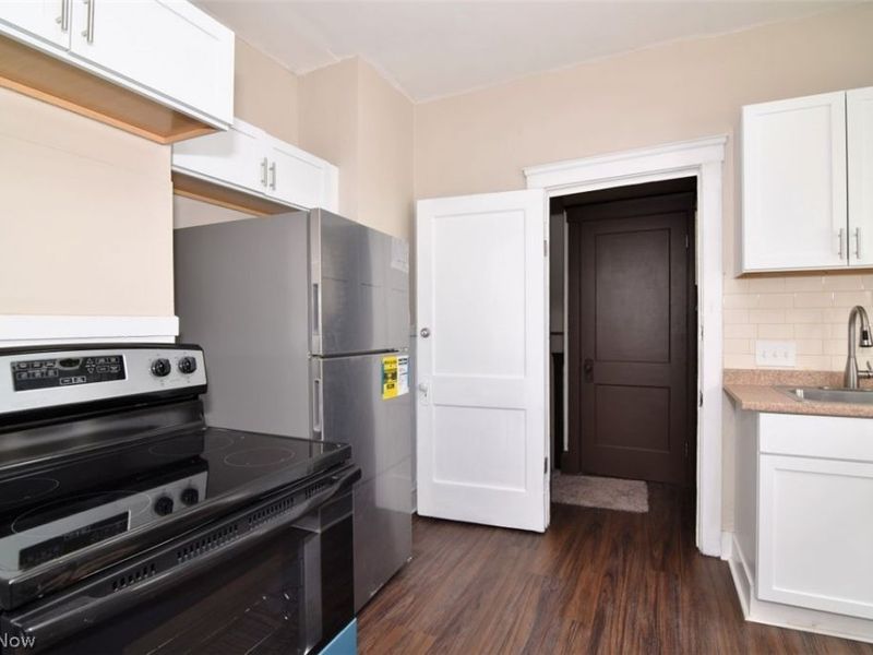 425 East 120th Street , Cleveland, OH 44108 Photo 31