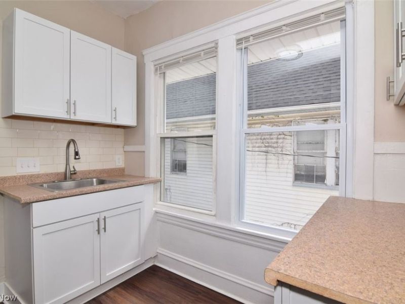 425 East 120th Street , Cleveland, OH 44108 Photo 32