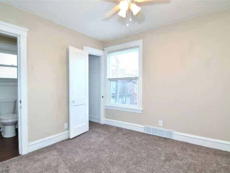 425 East 120th Street , Cleveland, OH 44108 Photo 40