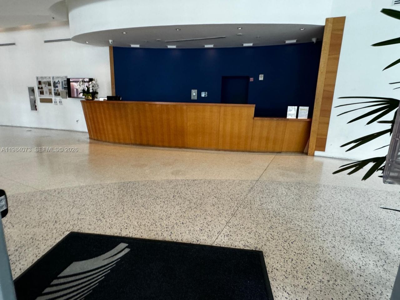 601 NE 36th St, Unit 1808, Miami, FL 33137 Photo