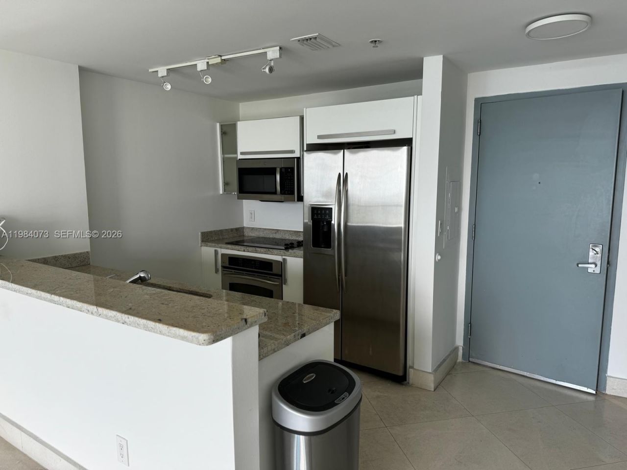 601 NE 36th St, Unit 1808, Miami, FL 33137 Photo