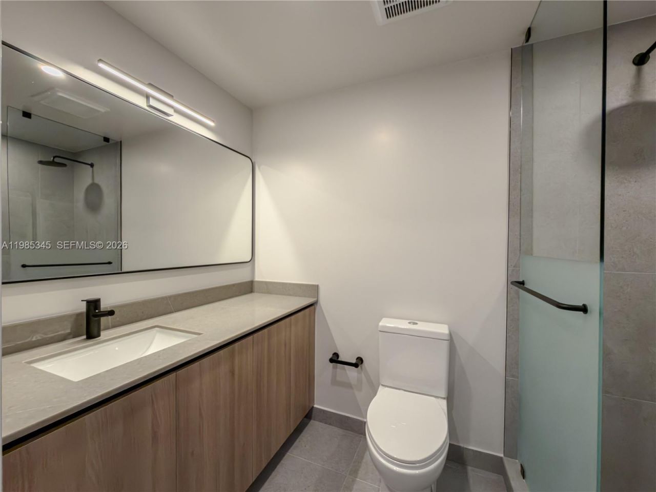 121 NE 5th St, Unit 2211, Miami, FL 33132 Photo