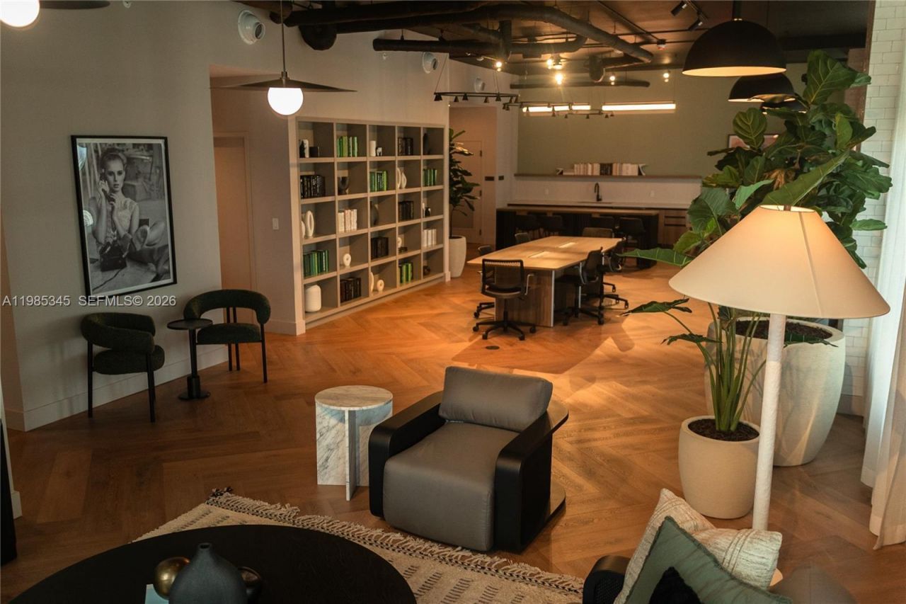 121 NE 5th St, Unit 2211, Miami, FL 33132 Photo