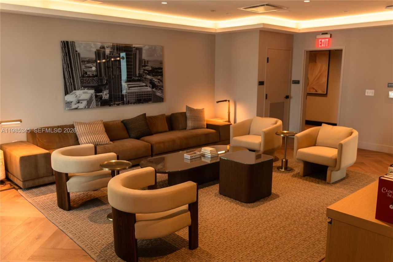 121 NE 5th St, Unit 2211, Miami, FL 33132 Photo