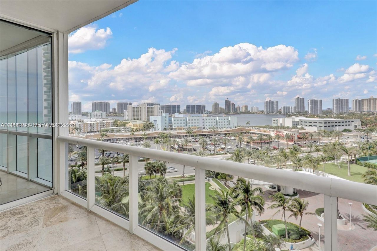 18101 Collins Ave , Unit 1003, Sunny Isles Beach, FL 33160 Photo