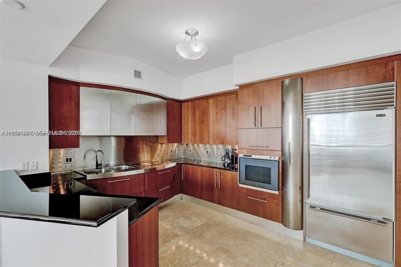 18101 Collins Ave , Unit 1003, Sunny Isles Beach, FL 33160 Photo