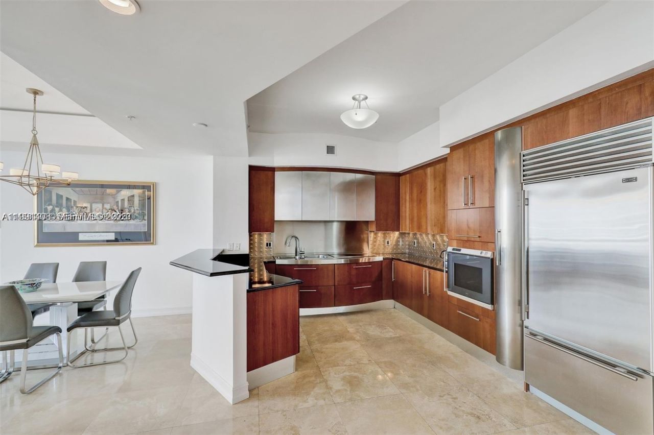 18101 Collins Ave , Unit 1003, Sunny Isles Beach, FL 33160 Photo