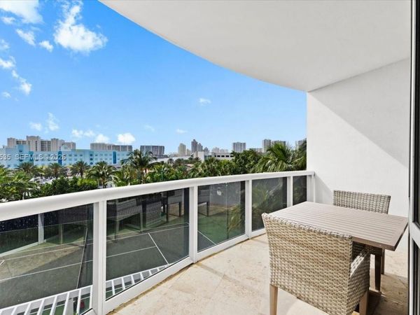 18201 Collins Ave, Unit 601A, Sunny Isles Beach, FL 33160